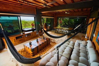 SHIMANOSHIRO - Accommodation in Cartagena Province, Colombia