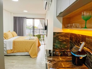Superior Apartment | 1 bedroom, individually furnished, laptop workspace