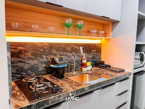 Superior Apartment | Private kitchen - Ocean Art Park by Living (Joao Pessoa)