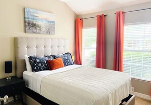 3 bedrooms, iron/ironing board, WiFi, bed sheets - The Frisco Family Home! (Frisco)
