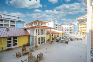 Outdoor dining - New! 3Bd 2Bth Oceanfront / Pool / Boat /224b (Virginia Beach)