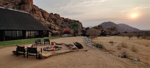 View from property - Ai Aiba The Rockpainting Lodge (Omaruru)