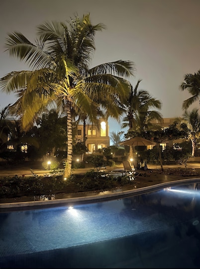 2-bedroom villa in Hawana Salalah Resort with WiFi, AC,Free Swimming and Beaches