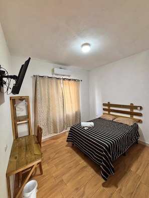 Basic Single Room | Free WiFi