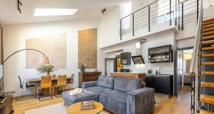 Peaceful Terrace Loft with A/C by Vyšehrad