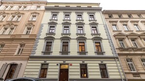 Uklassifisert bilde, 3 av 44, knapp