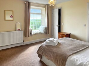 4 chambres, Wi-Fi gratuit, draps fournis