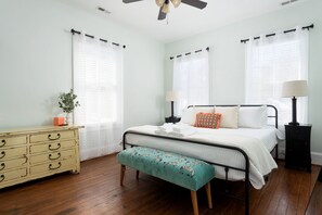 3 Schlafzimmer, Bügeleisen/Bügelbrett, kostenloses WLAN, Bettwäsche