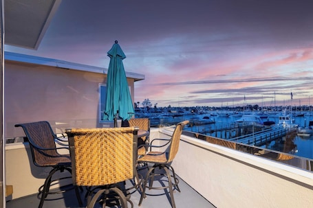 Apartment, 2 Bedrooms | Interior