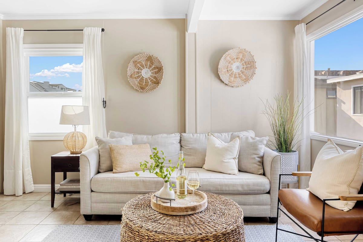 Maison, balcon | Intérieur