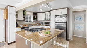 Apartment, 2 Bedrooms | Interior