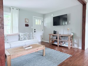 Smart TV, DVD player