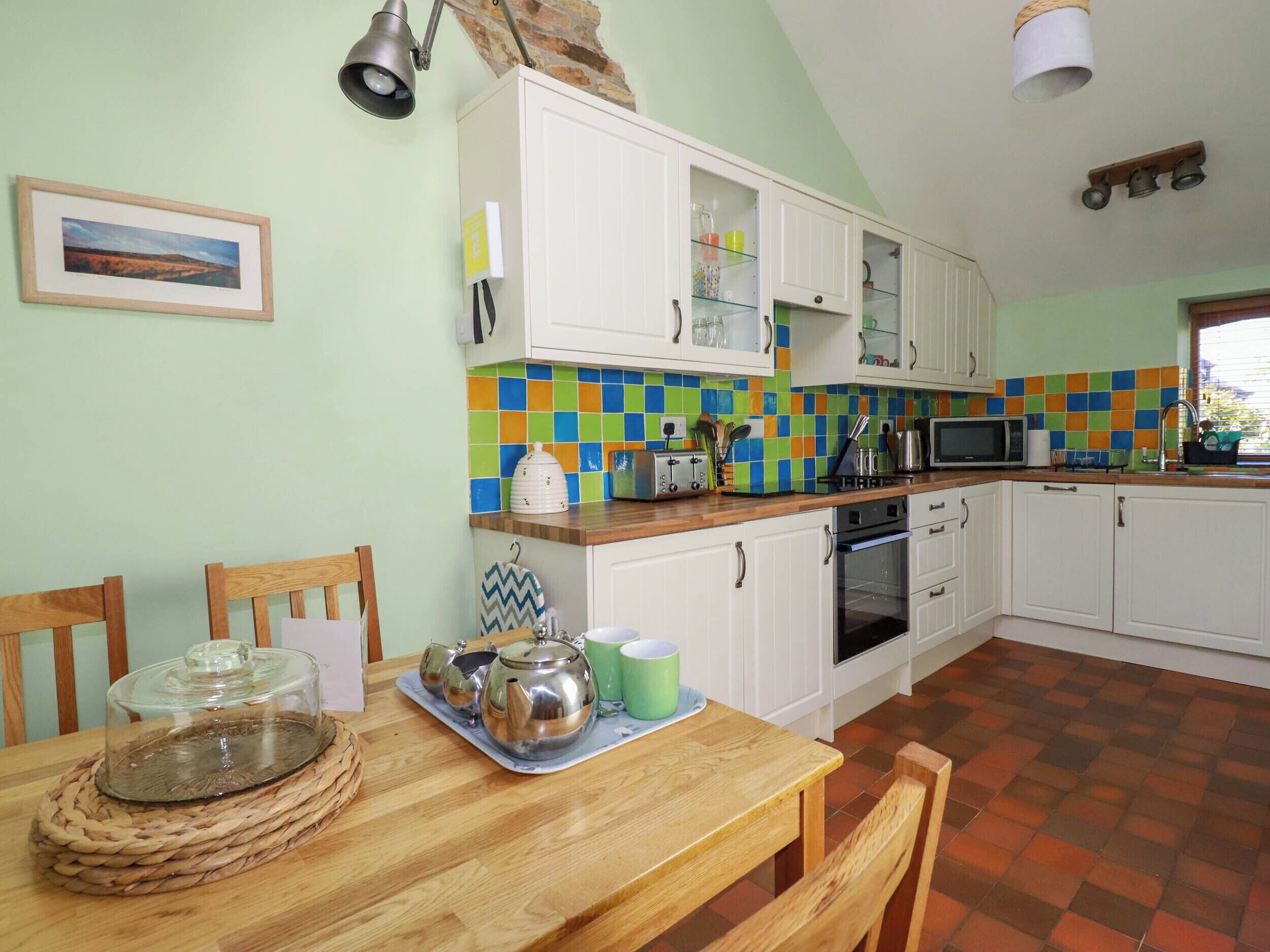 Dishwasher, cookware/dishes/utensils