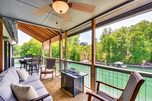 Outdoor dining - 7 Mi to Clemson Stadiums: Lake Keowee Getaway! (Seneca)