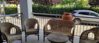 Cosy 2 bedroom Apartment in Peaceful Surroundings