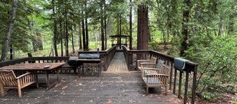 Woodland Retreat with River Access – Spacious 5-Bedroom Home in Potter Valley