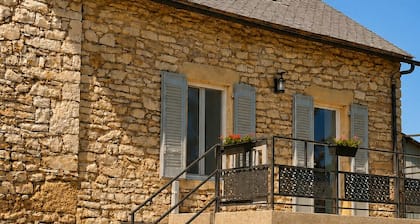 Renovated Caussenard Cottage