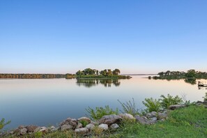 Miscellaneous - Lakefront RV spot- Peaceful & breathtaking views, ideal for relax and recharge! (Madill)