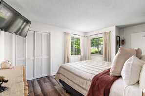2 chambres, fer et planche à repasser, Wi-Fi, literie fournie