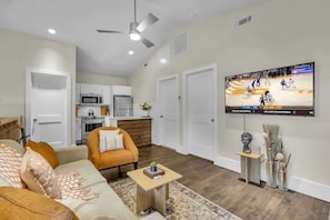 Smart TV, books