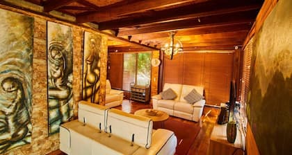 YAMASHIRO - Spectacular villa only 30 minutes from Bogota