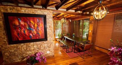 YAMASHIRO - Spectacular villa only 30 minutes from Bogota