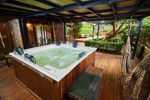 YAMASHIRO - Spectacular villa only 30 minutes from Bogota