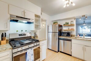 Private kitchen - 2-bedroom apartment in brilliant Austin (Austin)