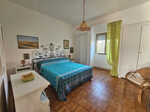 2 Schlafzimmer, Bügeleisen/Bügelbrett, WLAN