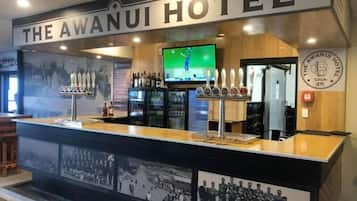 Bar (en la propiedad)