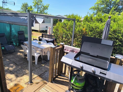 Fully equipped 4-person mobile home