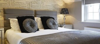 The Copper Horse Cottages