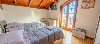 The Prince's Refuge - Double Room with Shared Bathroom