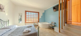 Il Rifugio del Principe - Double Room with Whirlpool Tub