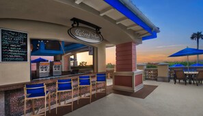 Outdoor dining - Ocean Front 2 Bedroom Villa with Direct Beach View! Marriott's OceanWatch Villas (Myrtle Beach)