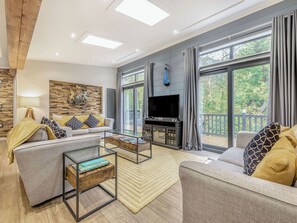 Living area - 2 bedroom accommodation in New Quay (New Quay)