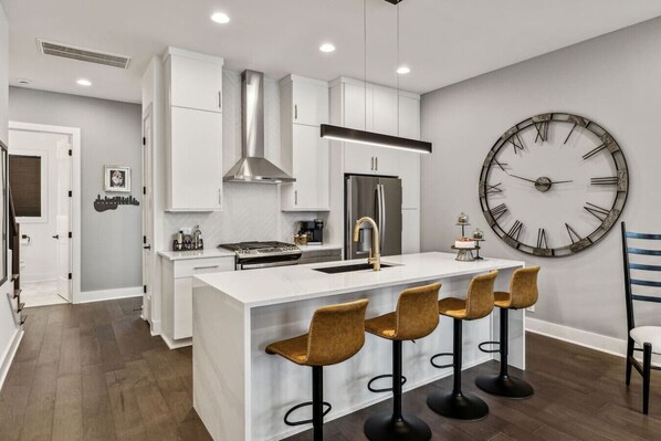 Imagen sin descripción, 1 de 95, botón