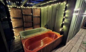 Bain à remous intérieur