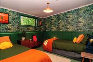 2 bedrooms, iron/ironing board, free WiFi, bed sheets - The Funky Escape at The Nest Waihi Beach (Waihi Beach)