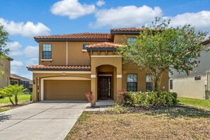 Exterior - Beautiful and Spacious Villa Near Disney - Golf Course and private pool (Davenport)