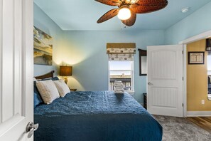4 bedrooms, desk, travel crib, free WiFi