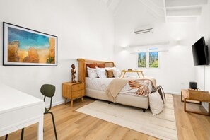 1 chambre, bureau, lit parapluie, Wi-Fi