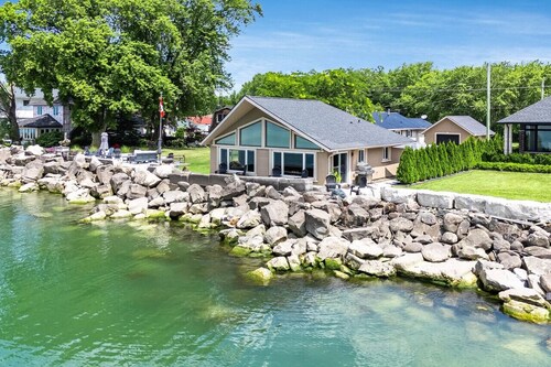 Lake Bliss Cottage on the Lake