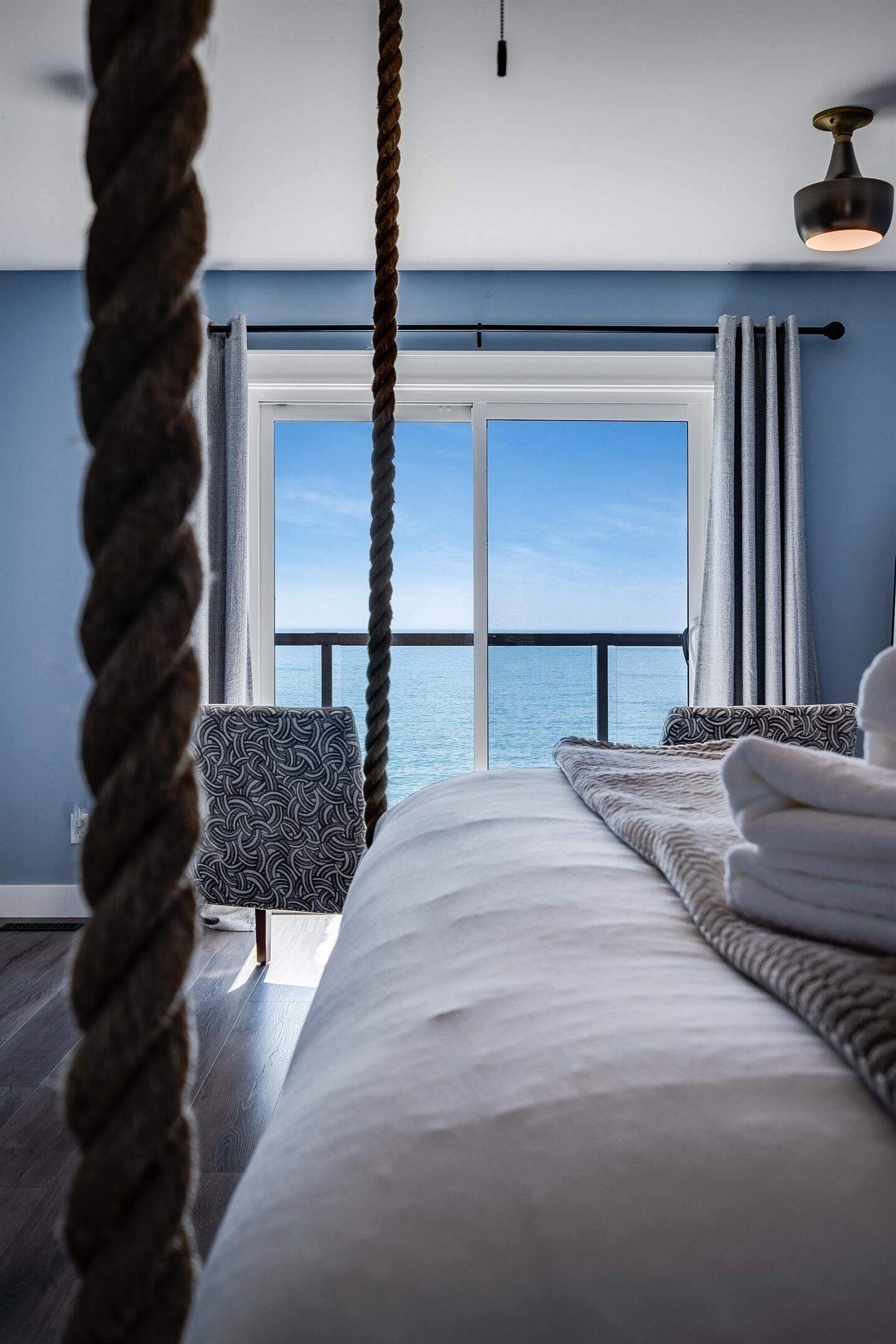 4 chambres, fer et planche à repasser, Wi-Fi gratuit, draps fournis