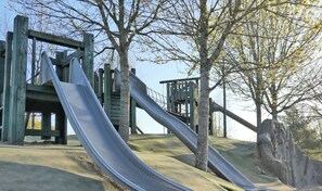 Children's area - 3 bedroom accommodation in Stirling (Stirling)