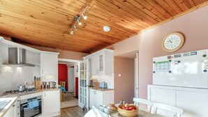 Unclassified image, 3 of 26, button - 3 bedroom accommodation in Stirling (Stirling)