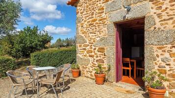 Nhà gỗ Economy, sân hiên, quang cảnh núi | Quang cảnh từ phòng