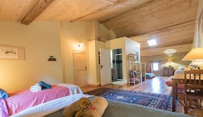 3 chambres, Wi-Fi gratuit, draps fournis