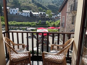 1 bedroom, down comforters, individually decorated