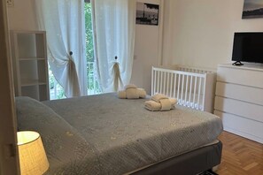 1 sovrum, strykjärn/strykbräda, wi-fi och sängkläder